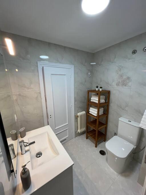Apartamento El Fontan, Parking Gratuito 기욘 외부 사진